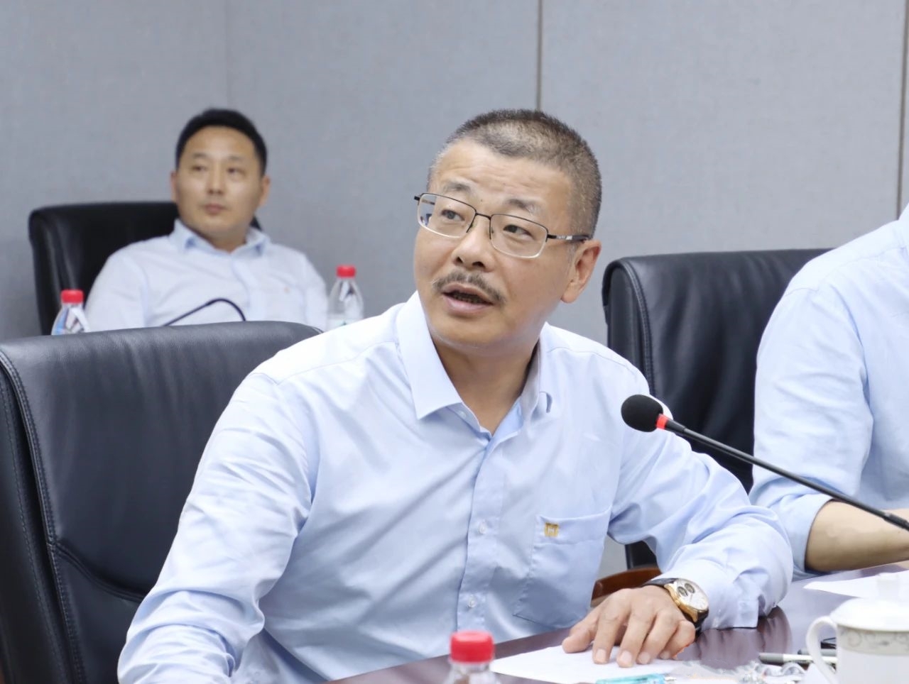37000cm威尼斯学习贯彻海南省委八届四次全会精神 推动高质量发展2_副本_副本.jpg